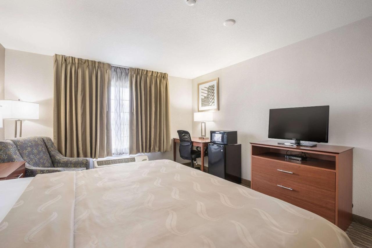 Quality Inn & Suites Lodi I-90 מראה חיצוני תמונה