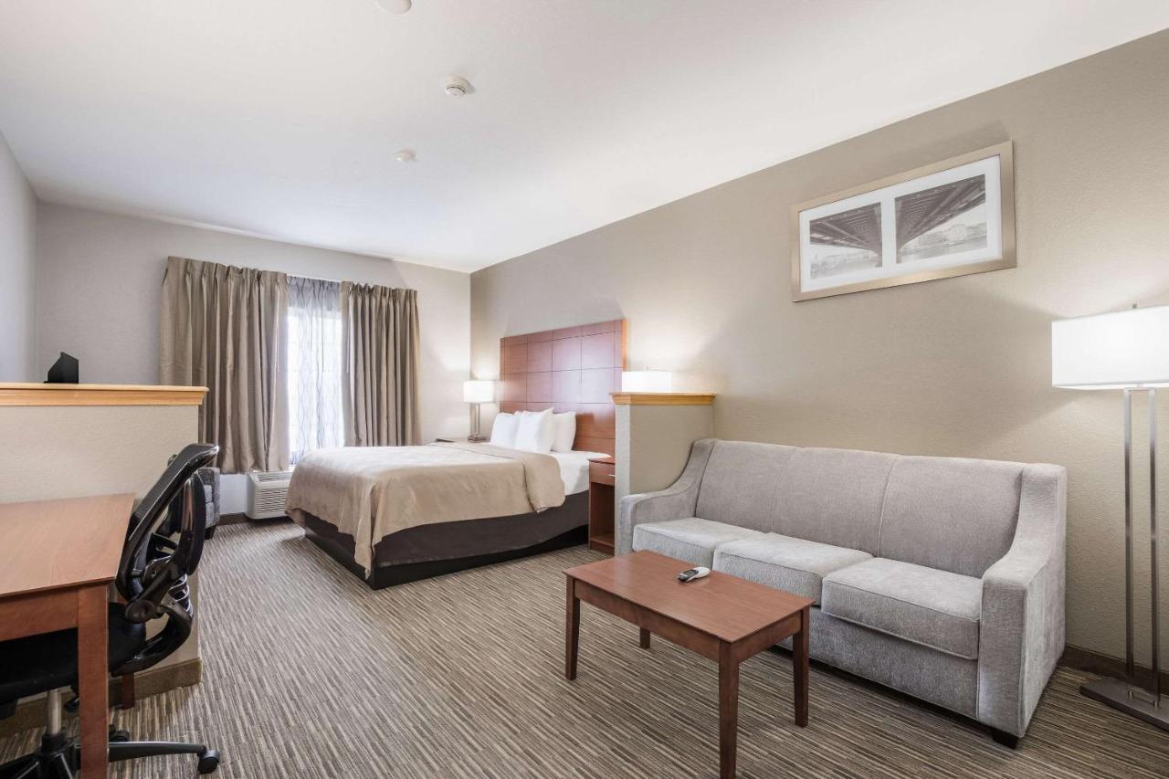 Quality Inn & Suites Lodi I-90 מראה חיצוני תמונה