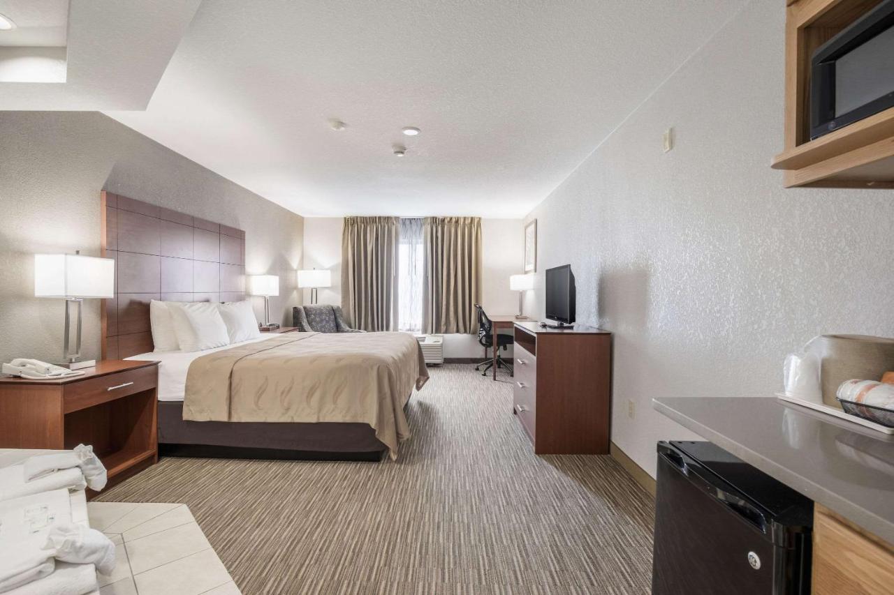 Quality Inn & Suites Lodi I-90 מראה חיצוני תמונה